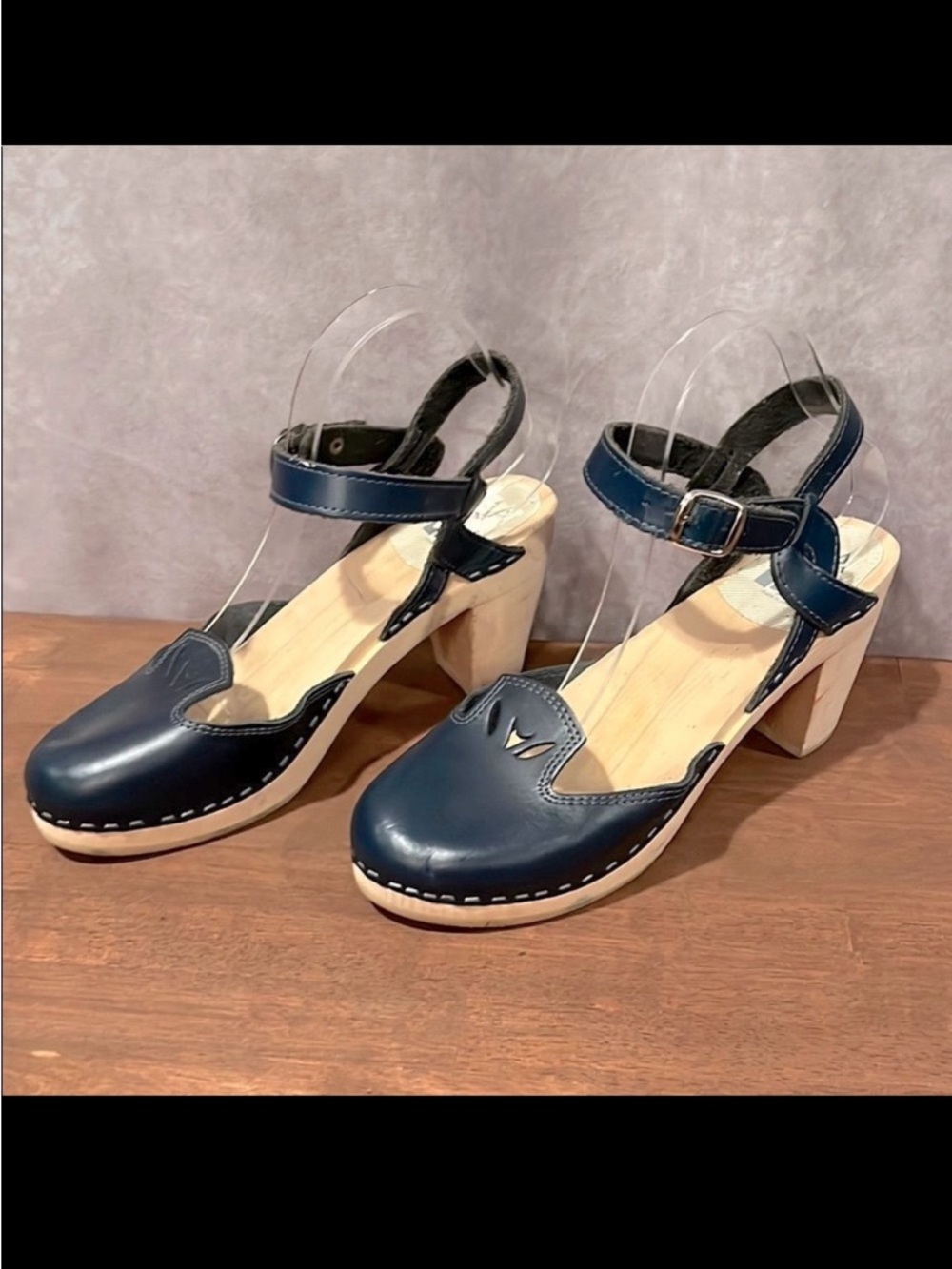 Maguba Navy wooden leather clog heels size 40 / US 10